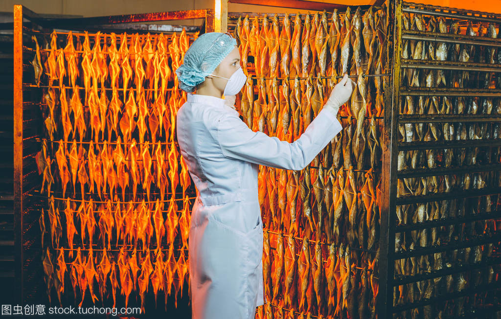 魚海鮮廠 現(xiàn)代化海產(chǎn)品加工的全產(chǎn)業(yè)鏈解析